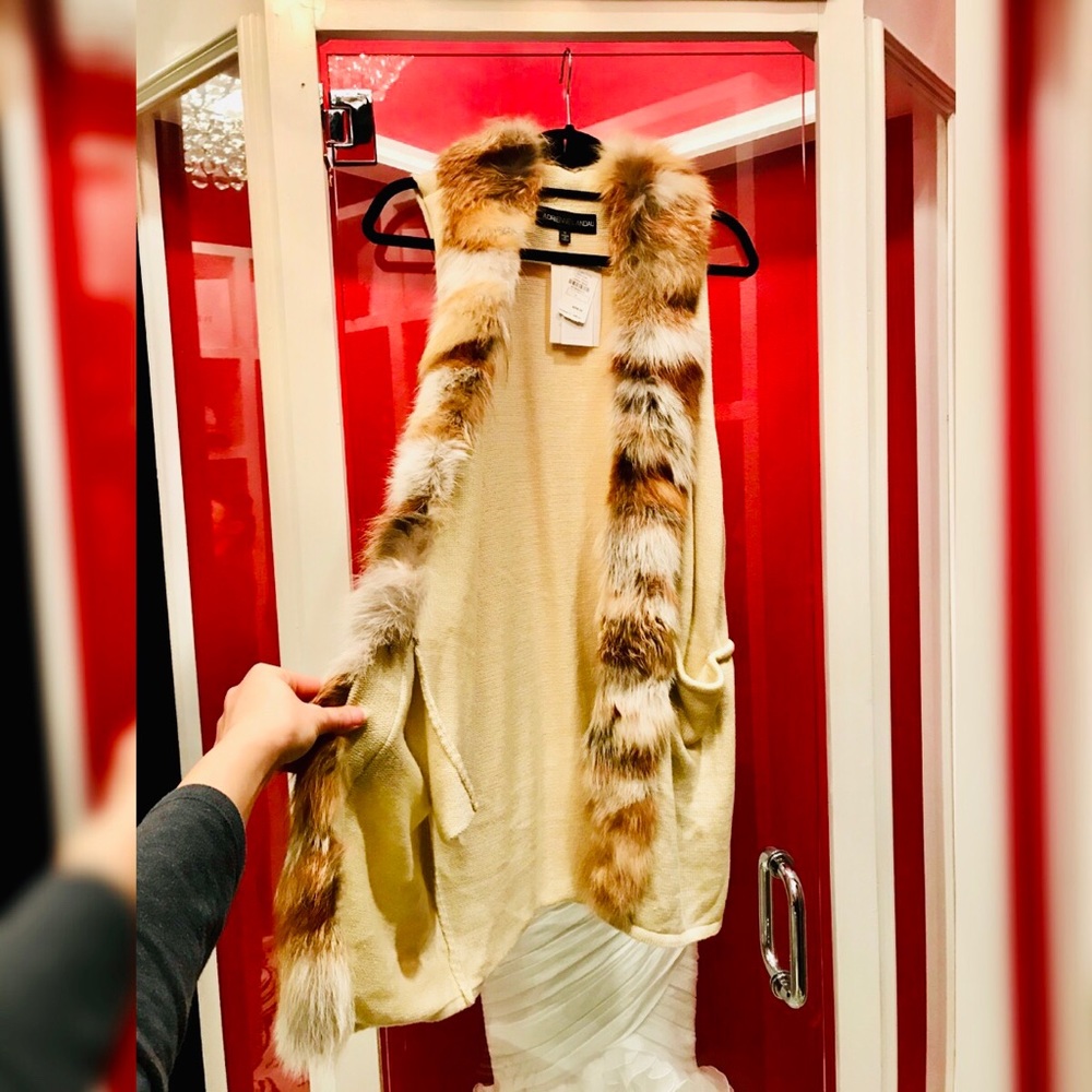 * NWT Authentic Adrienne Landau Knit Vest/Fox Fur